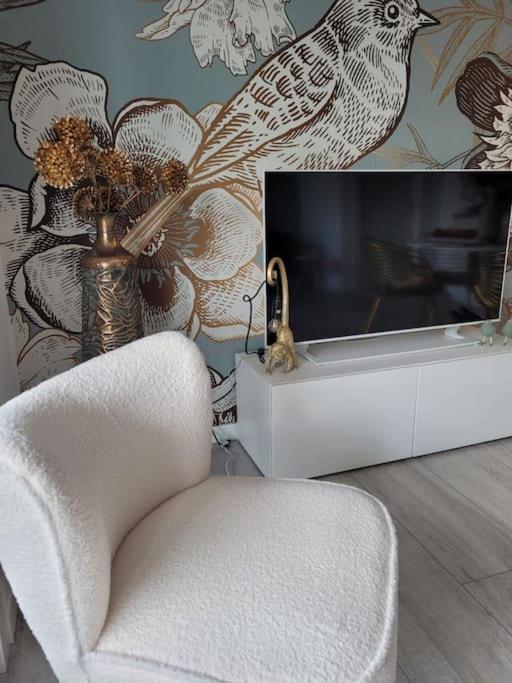 Lago-Apartment Midy, Sfeervol, Zwembad, Airco 도마소 외부 사진